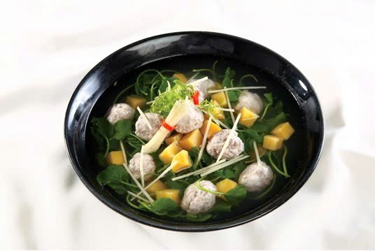 Cách làm canh rau má khoai lang ngọt bùi, đưa cơm cho ngày cuối tuần