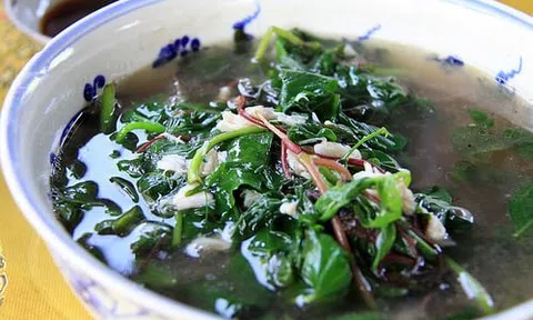 4 món canh mát đơn giản ngon bổ cho bé ngày hè