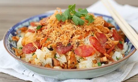 Không mất thời gian, 3 bước xong ngay xôi mặn cho bữa sáng