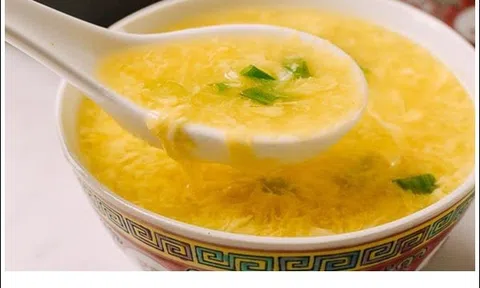 Bí quyết nấu súp trứng cho tuần mới đầy năng lượng