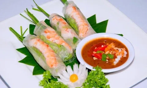 Công thức làm món cuốn chuẩn Keto cho chị em đang giảm cân