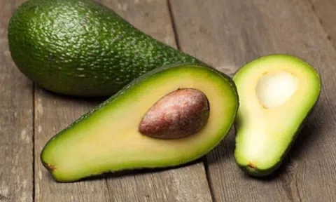 Cách chọn bơ ngon không bị tẩm hóa chất