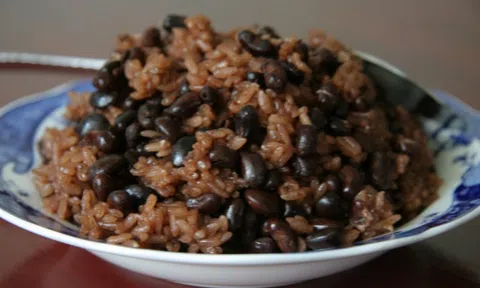 Cách nấu xôi đậu đen tuyệt ngon không phải ai cũng biết