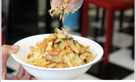 Cách nấu xôi gà nấm thơm ngon cho bữa sáng "chắc bụng"