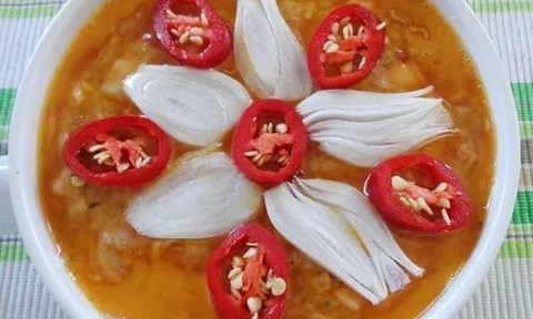 Cách làm mắm chưng thịt đậm đà hương vị miền Tây