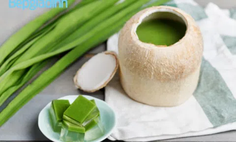 Cách làm thạch rau câu dừa vị trà xanh thơm mát ngày hè