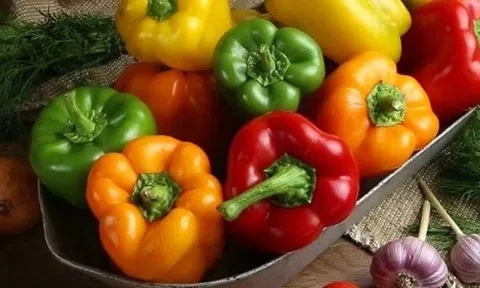 Ăn ớt chuông chọn màu nào để tốt cho sức khỏe?