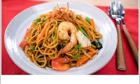 Mì xào tôm - món ăn nhẹ cho bữa sáng đầy năng lượng