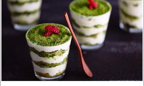 Cuối tuần mát mẻ, vào ngay bếp làm bánh Tiramisu trà xanh thơm ngon