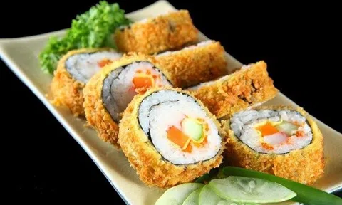 Đổi món cho cả nhà với sushi chiên xù giòn ngon