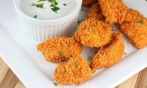 Trời se lạnh, vào bếp làm ngay bánh gà chiên xù thơm nức mũi