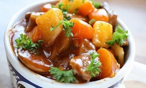 Mẹo hầm thịt bò vừa nhanh mềm vừa thơm nức dành cho các mẹ