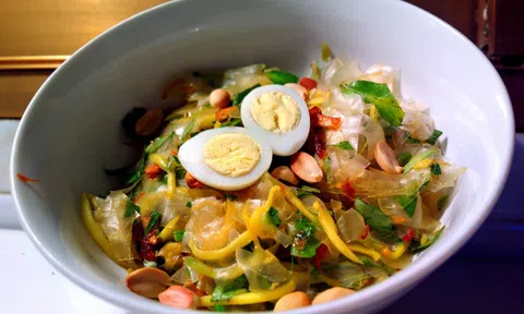 Cách làm bánh tráng trộn ngon đúng vị nhất
