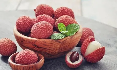 Vải thiều vào mùa, tranh thủ ăn để đẹp da, mượt tóc lại chống ung thư