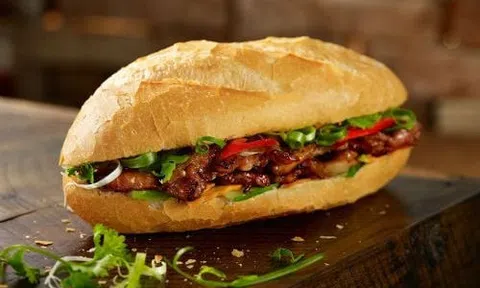 Cách làm bánh mỳ kẹp thịt thơm phức, ngon tuyệt