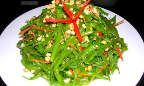 Cách làm nộm rau muống đơn giản, đưa cơm