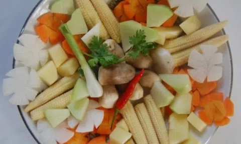 Canh chay thập cẩm ngon ngọt cho mâm cỗ rằm tháng 7