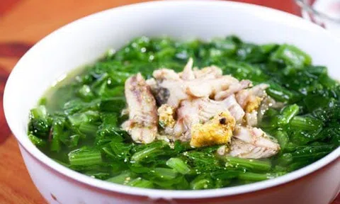 Cách nấu canh rau cải cá rô đồng tuyệt ngon, không bị tanh