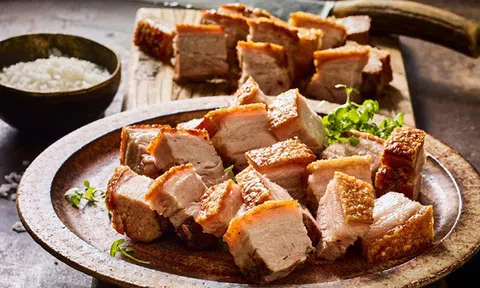 Thịt áp chảo ngũ vị giòn bì, món ngon cuối tuần đãi gia đình