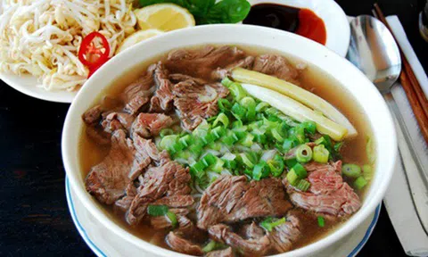 Công thức nấu phở bò Hà Nội vị ngon đậm đà, khó quên