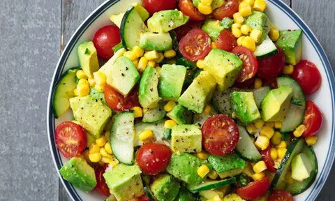 2 cách làm salad đơn giản, hấp dẫn giúp giải nhiệt ngày hè