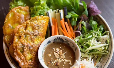 Bánh khoái - Món ăn vạn người mê ở xứ Huế