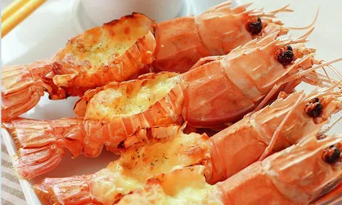 Tôm nướng bơ tỏi thơm ngon hấp dẫn chiêu đãi cả nhà