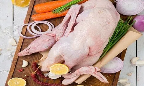 5 bước đơn giản để nấu món vịt om me chua chua dịu ngọt