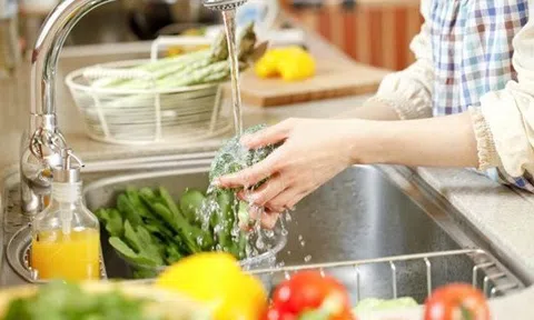 Cách loại bỏ thuốc trừ sâu, hóa chất độc hại trong rau củ quả