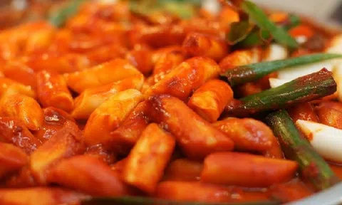 Tự tay làm bánh gạo Hàn Quốc ngon tuyệt đỉnh