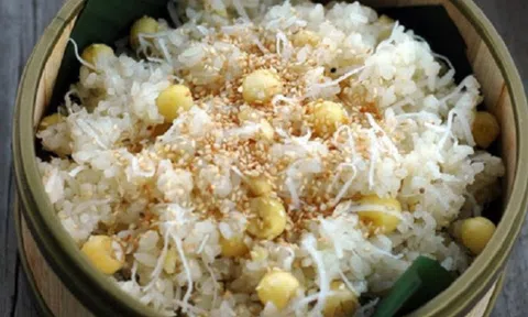 Xôi dừa hạt sen ngọt ngào cho bữa sáng