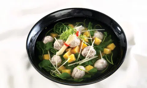 Cách làm canh rau má khoai lang ngọt bùi, đưa cơm cho ngày cuối tuần