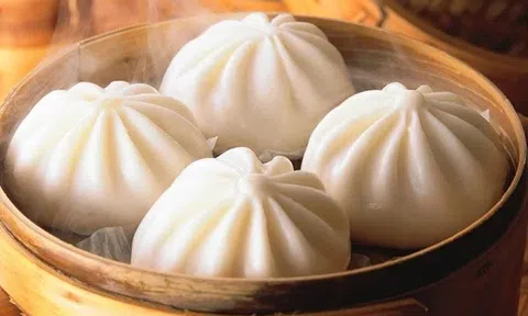 Làm bánh bao nhân thịt trứng cút ngon hơn nhà hàng