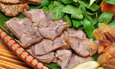 Cách làm món bắp bò hấp gừng sả ấm bụng ngày mưa