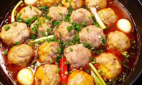 Cuối tuần làm thịt viên bọc trứng cút ngon lạ miệng