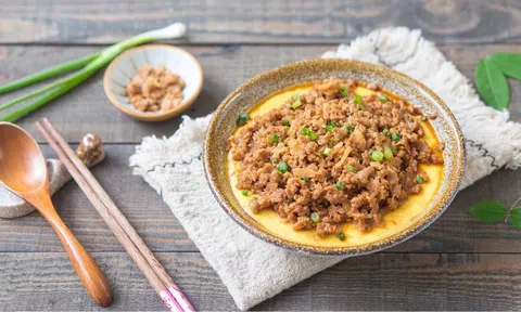 Món trứng hấp thịt bằm đơn giản khiến cả nhà ai ăn cũng tấm tắc khen ngon