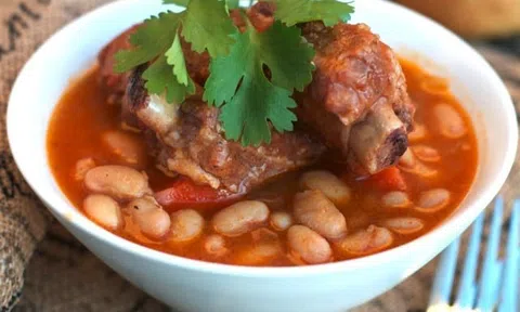 Canh sườn hầm đậu thơm ngon, bổ dưỡng