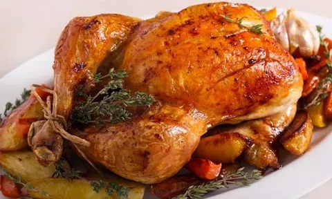 Tuyệt chiêu làm gà nướng lu da giòn ngon, lạ miệng