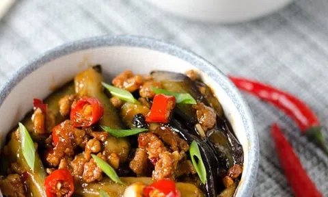 Cách làm cà tím cay Tứ Xuyên kích thích vị giác cho bữa ăn ngon