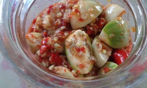 Cách làm cà pháo mắm tôm, ăn kèm cơm siêu ngon