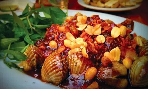 Cách làm món sò huyết xào me chua ngọt