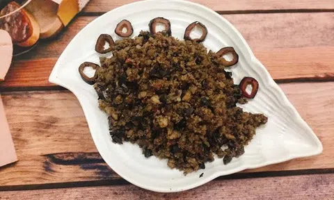 Lạ miệng, đưa cơm với món thịt băm rang trám
