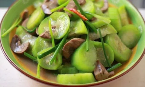 Cật heo xào mướp - món ngon cho bữa cơm ngày hè
