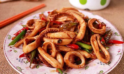 Mực xào sả ớt ngon hết chê nếu chế biến theo công thức này