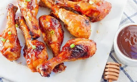 Công thức làm món đùi gà nướng mật ong ngon "bá cháy"