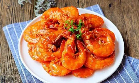 Tôm sốt cà chua: Món ngon dễ làm, đánh bay nồi cơm
