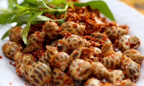 Cách làm món ốc hương nướng muối ớt đậm đà