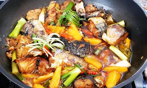 Cách làm món cá nục kho dứa đậm đà, ngon cơm