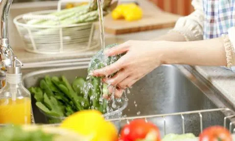 Cách loại bỏ thuốc trừ sâu, hóa chất độc hại trong rau củ quả