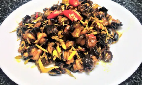 Cách làm món ốc bươu xào sả ớt giòn sật lai rai ngày cuối tuần